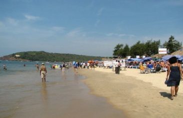 Будут штрафовать и сажать в тюрьму: на пляжах Гоа возьмутся за туристов